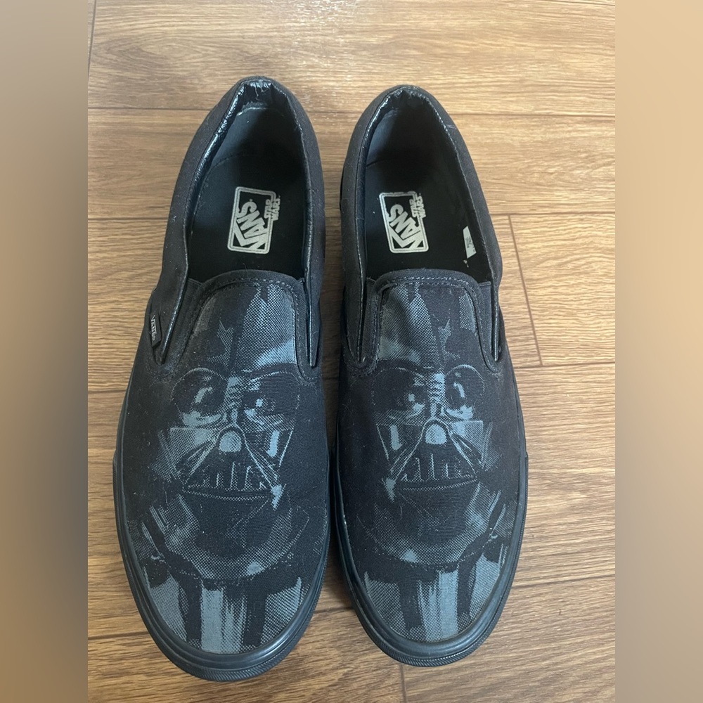 VANS Star Wars Darth Vader Classic Slip On Men's size 12